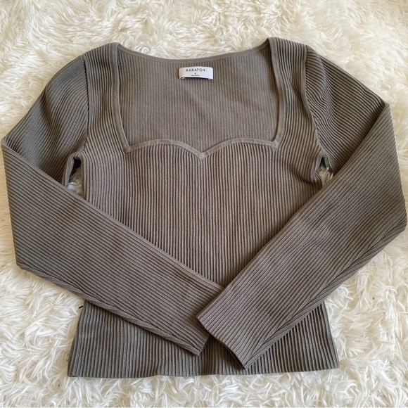 Aritzia Babaton Sculpt Knit Sweetheart Longsleeve - Picture 2 of 8